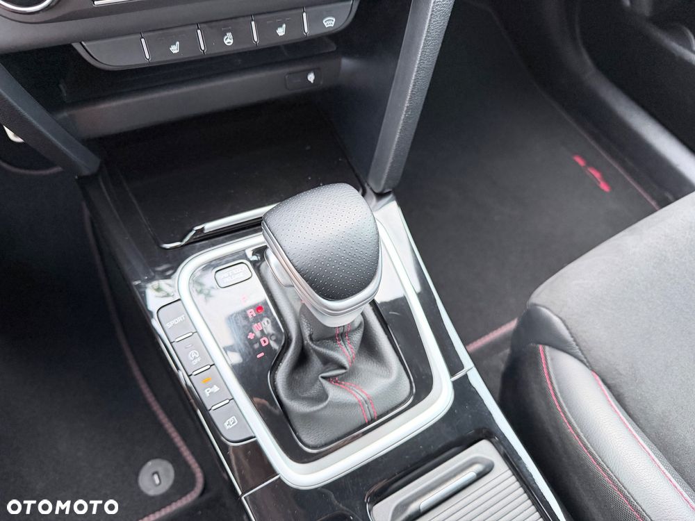 Kia ProCeed 1.6 T-GDI DCT7 OPF GT - 18