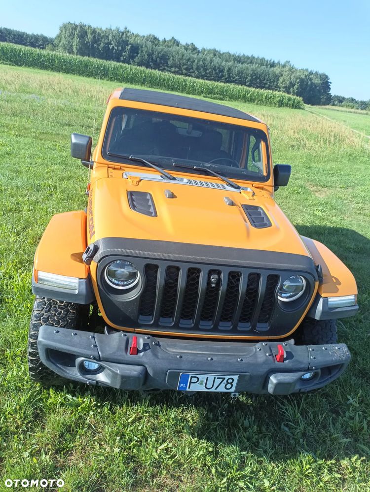 Jeep Wrangler - 2
