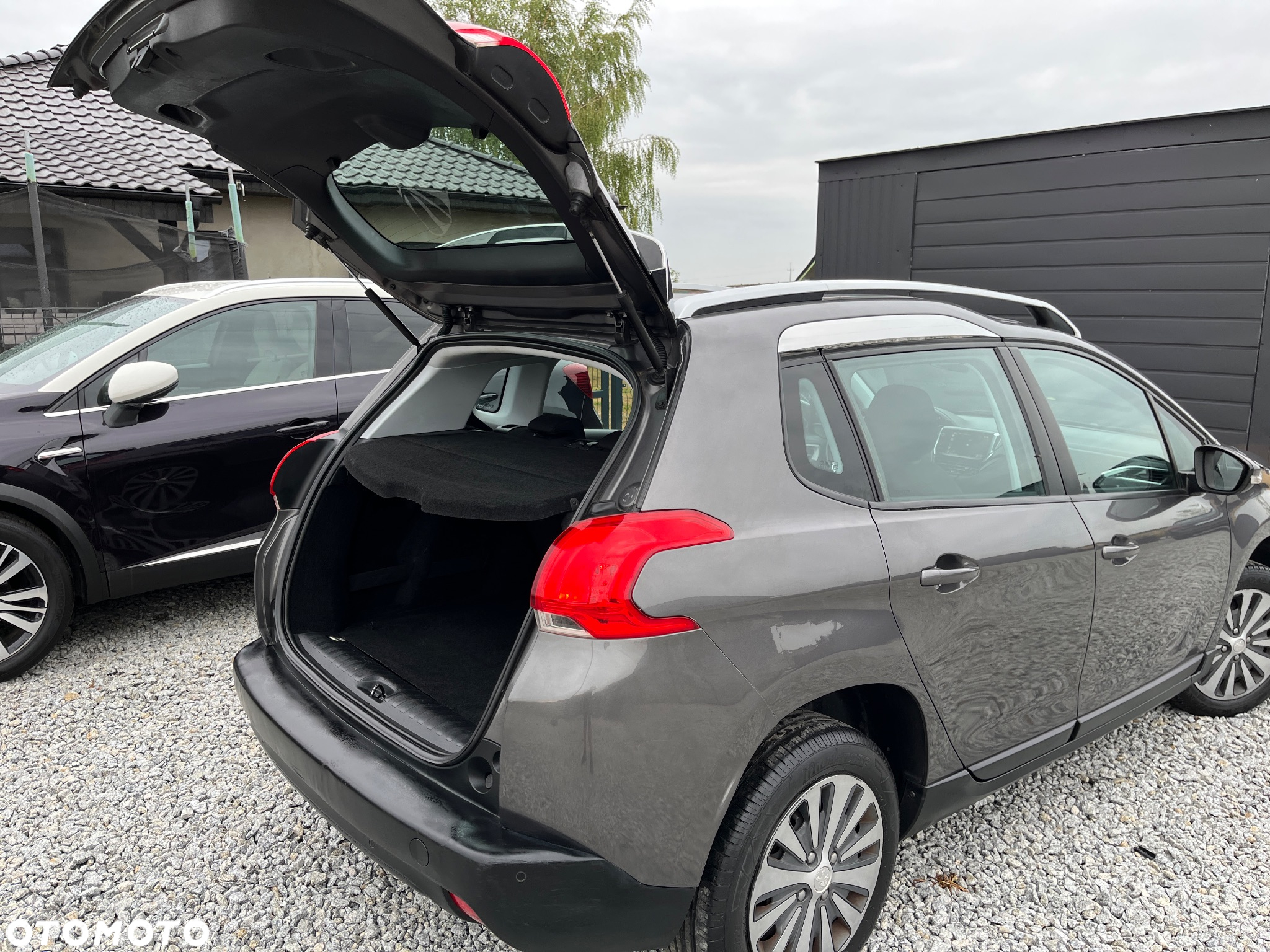 Peugeot 2008 e-HDi FAP 92 ETG6 STOP & START Allure - 24