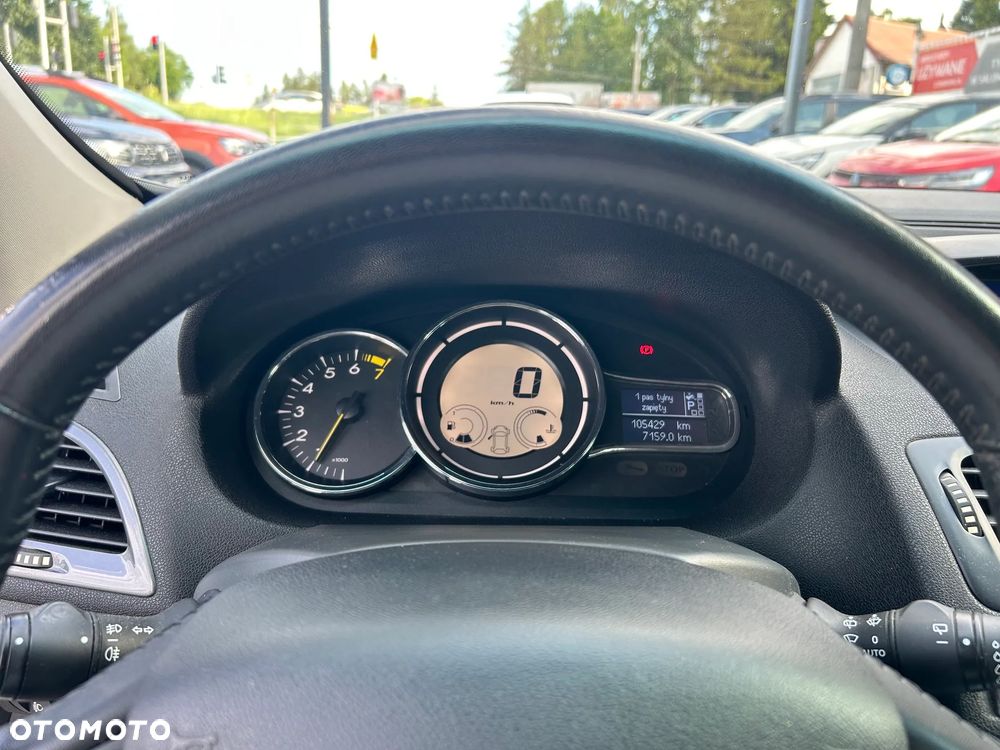 Renault Megane 1.2 16V TCe Limited EDC EU6 - 15