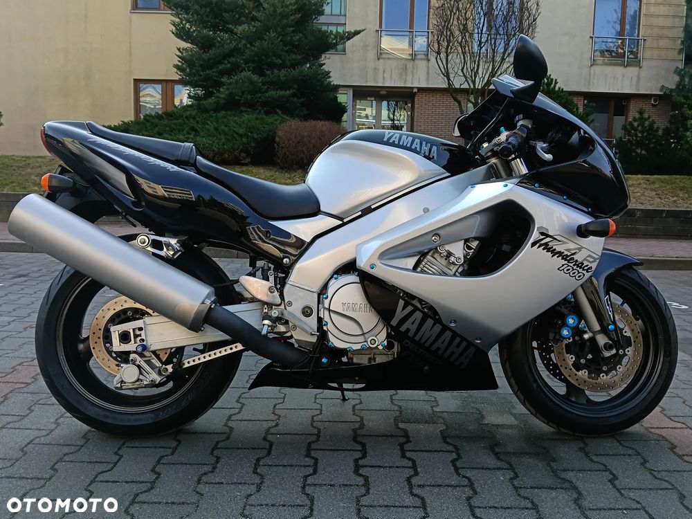 Yamaha Thunderace - 5