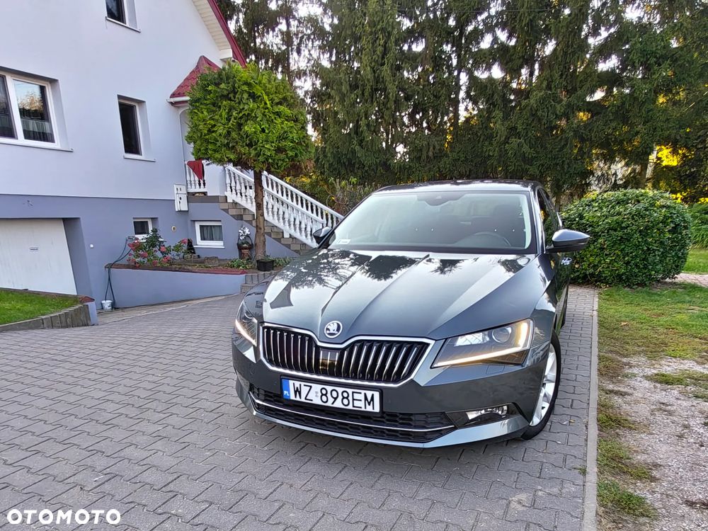 Skoda Superb 2.0 TDI Style DSG - 9