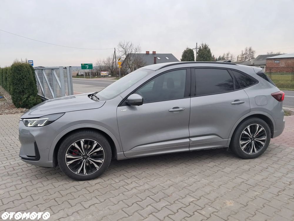 Ford Kuga 2.5 FHEV FWD ST-Line X - 4