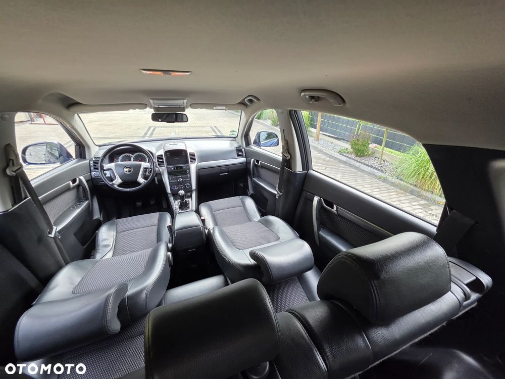 Chevrolet Captiva 2.4 2WD 7 Sitzer LS - 19