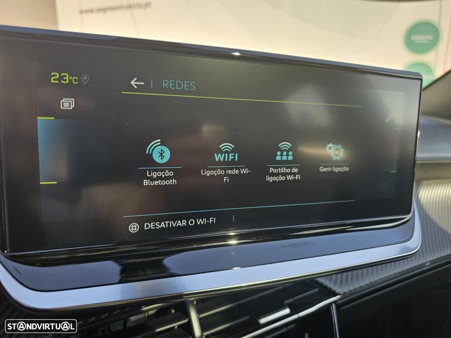 Peugeot e-2008 50 kWh GT - 39