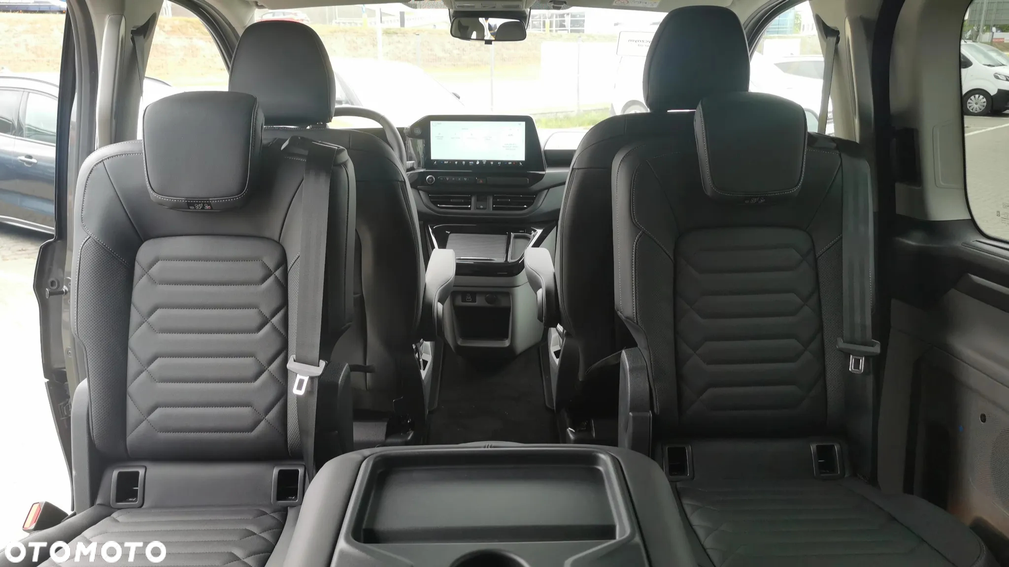 Ford Tourneo Custom 2.5 PHEV CVT 340 L2 Titanium X - 12