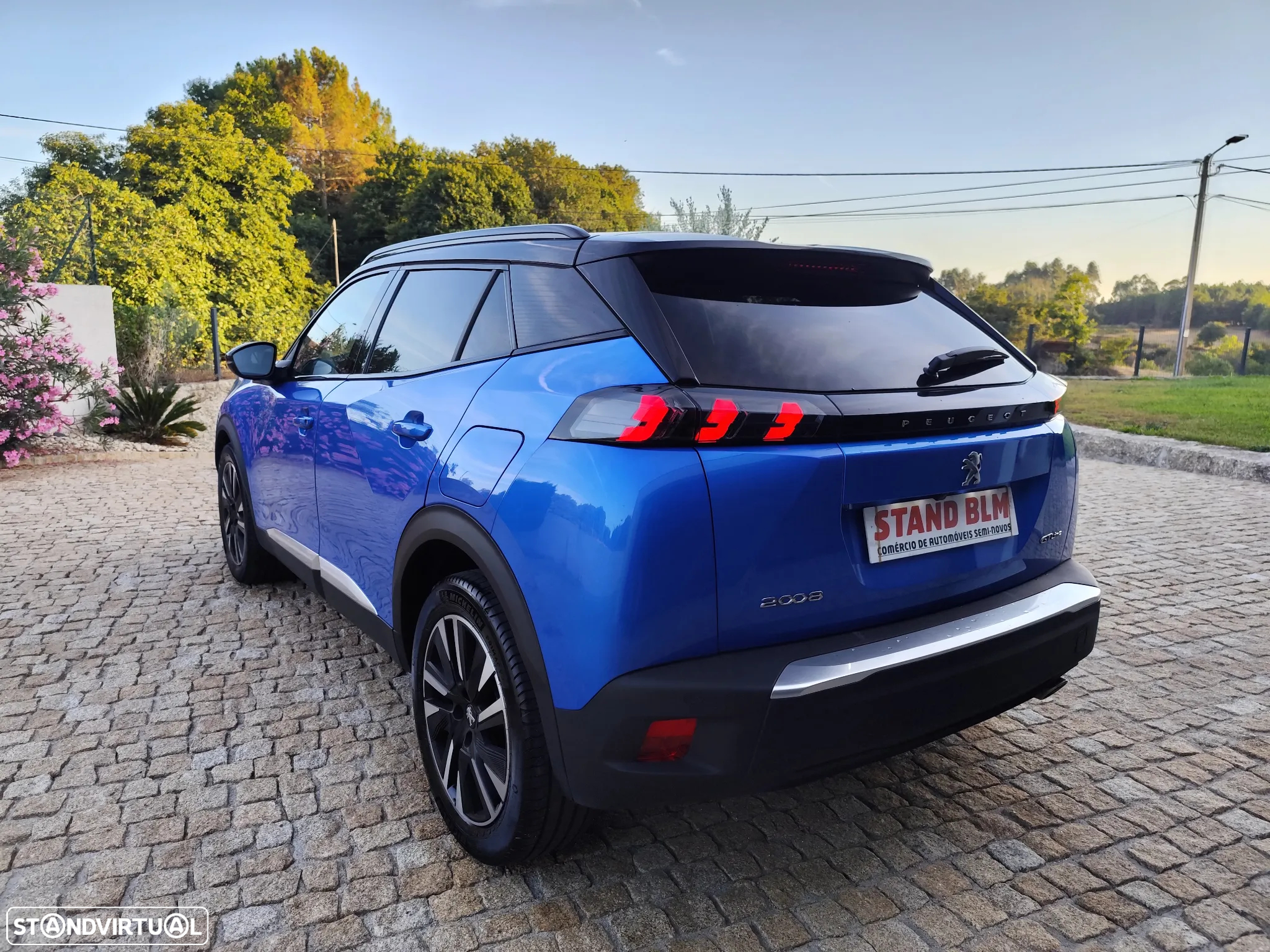 Peugeot 2008 1.5 BlueHDi GT Pack EAT8 - 3