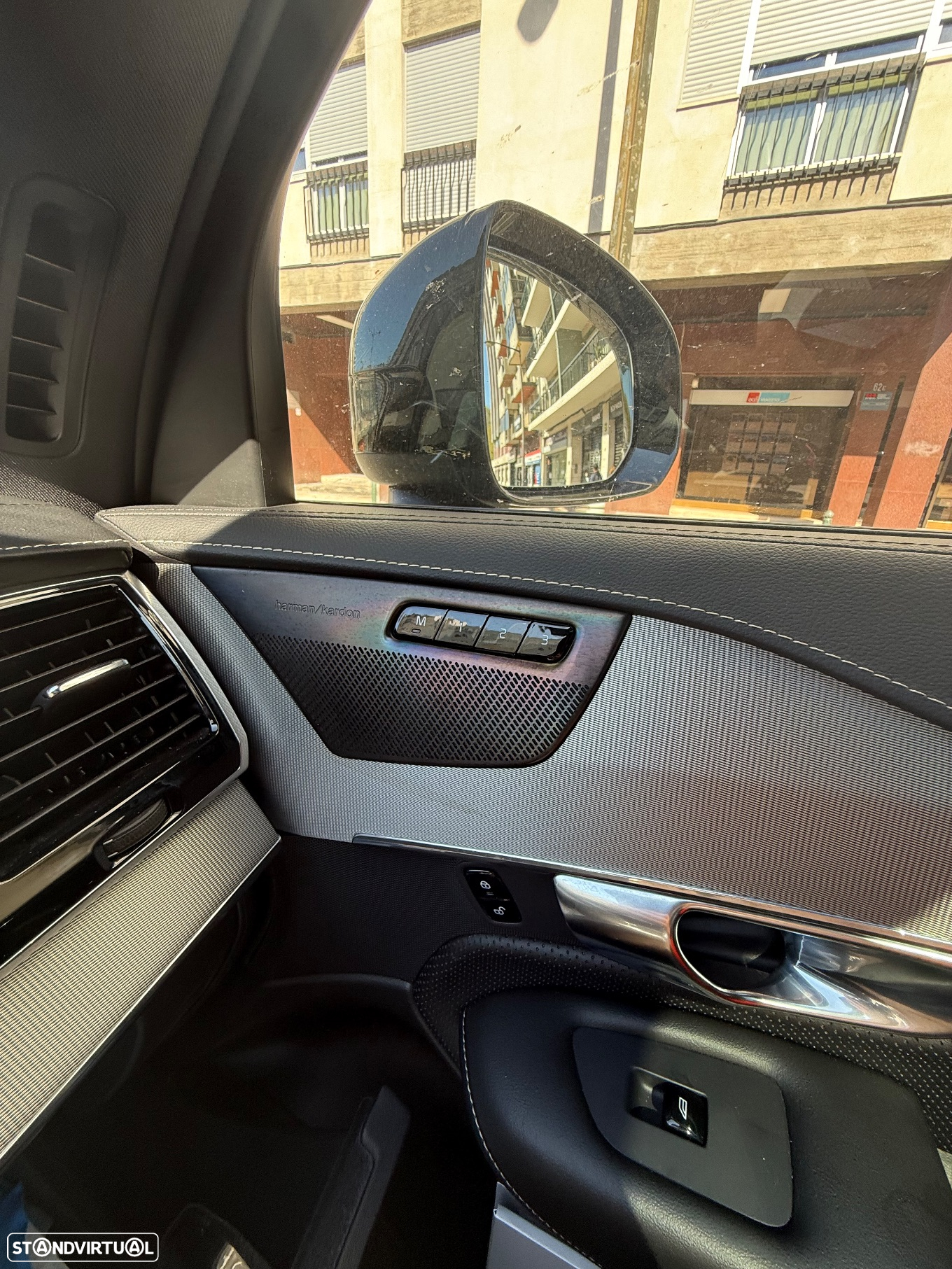 Volvo XC 90 2.0 T8 PHEV R-Design AWD - 10