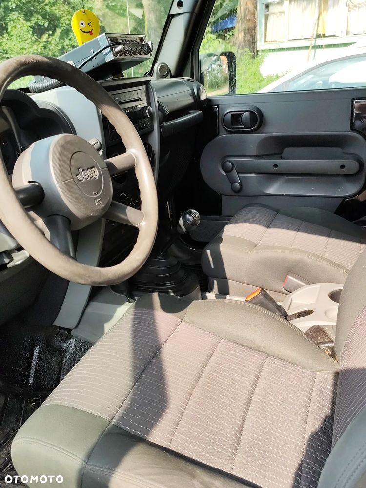 Jeep Wrangler 3.8 Sahara - 12