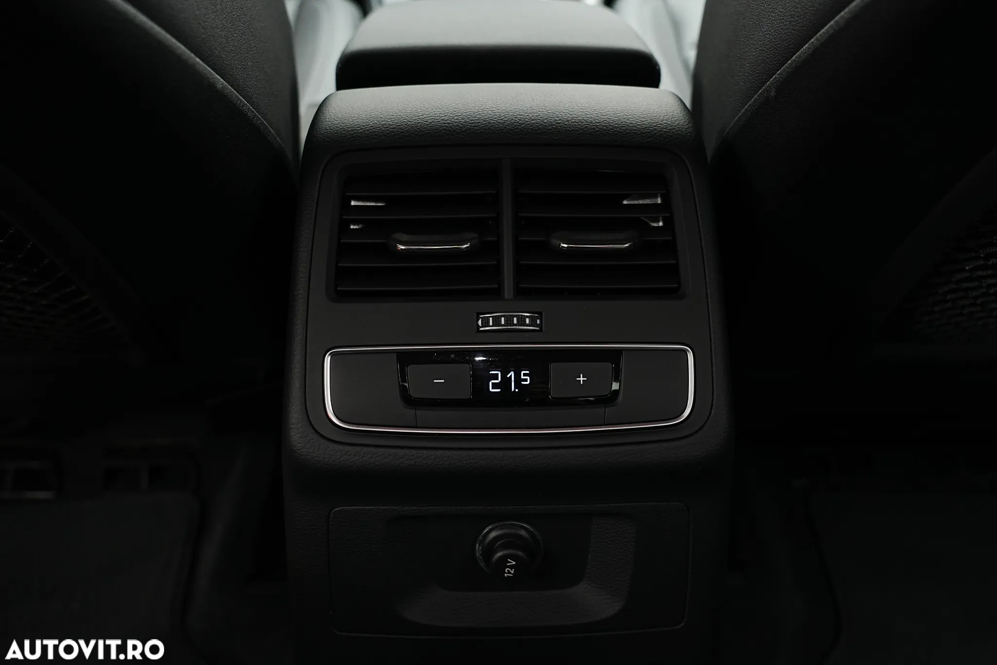 Audi A4 35 TFSI S tronic MHEV Advanced - 32