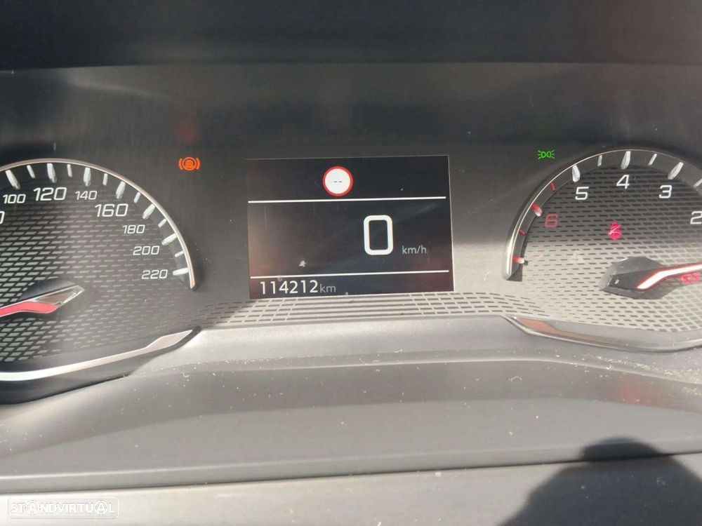 Peugeot 2008 1.5 BlueHDi Active - 13