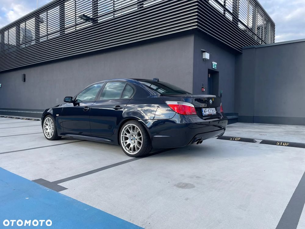 BMW Seria 5 530i - 5
