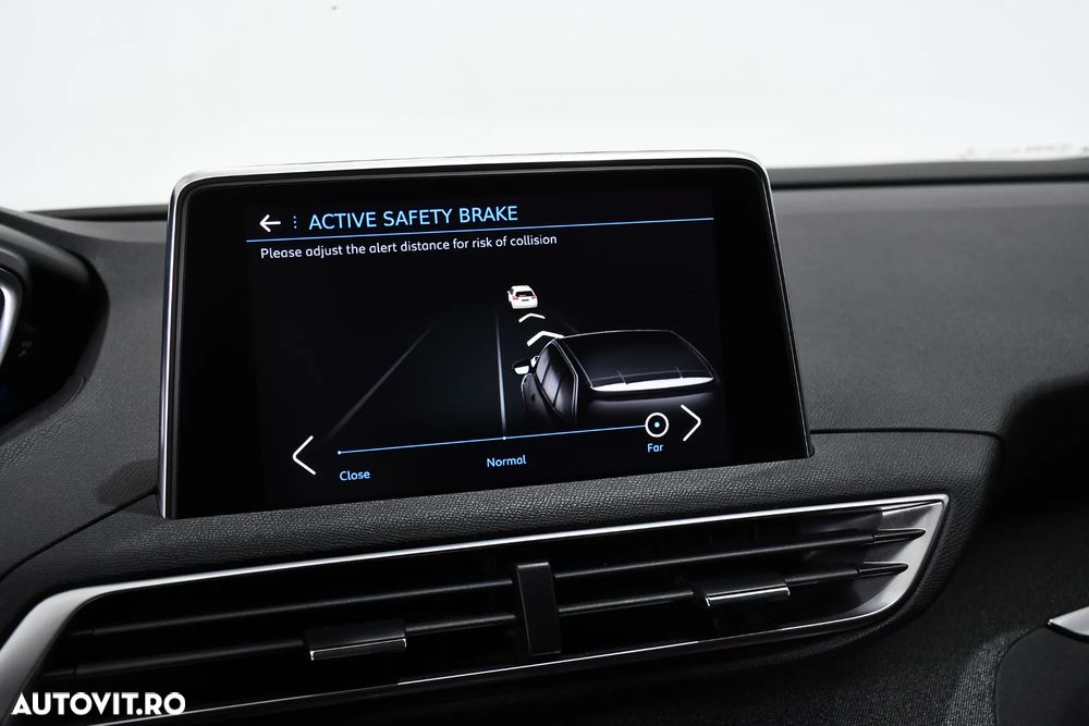 Peugeot 5008 1.2 Puretech Turbo s&s EAT8 Allure - 25