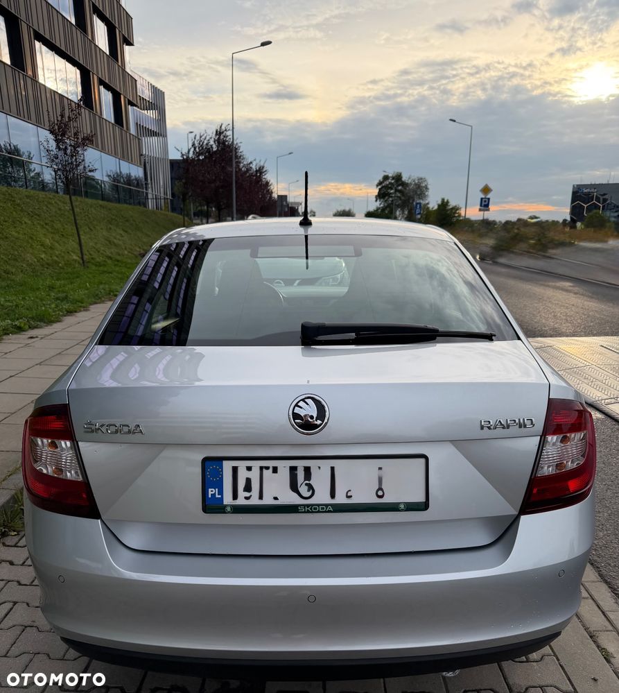 Skoda RAPID 1.0 TSI Ambition - 2