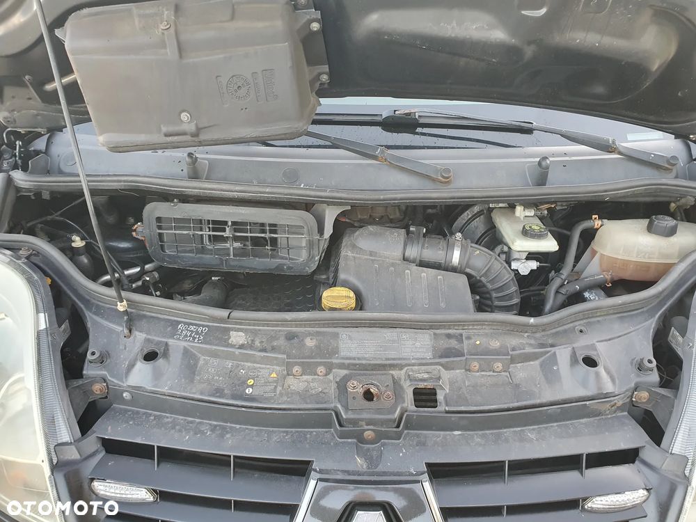 Renault TRAFIC - 19