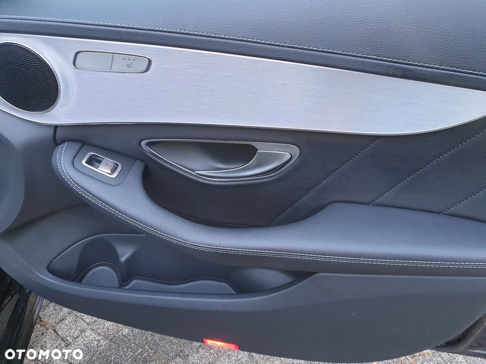 Mercedes-Benz Klasa C 200 7G-TRONIC - 14
