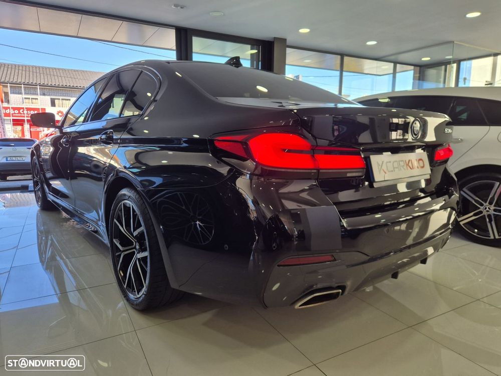 BMW 530 e Pack Desportivo M - 5