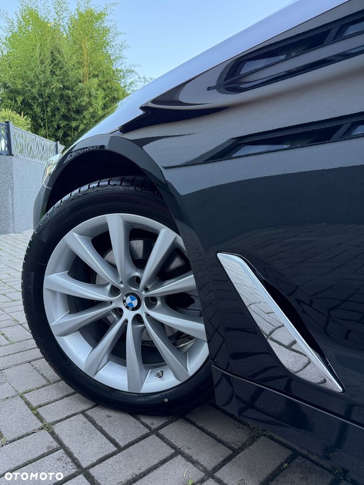 BMW Seria 5 520i Touring Luxury Line - 18