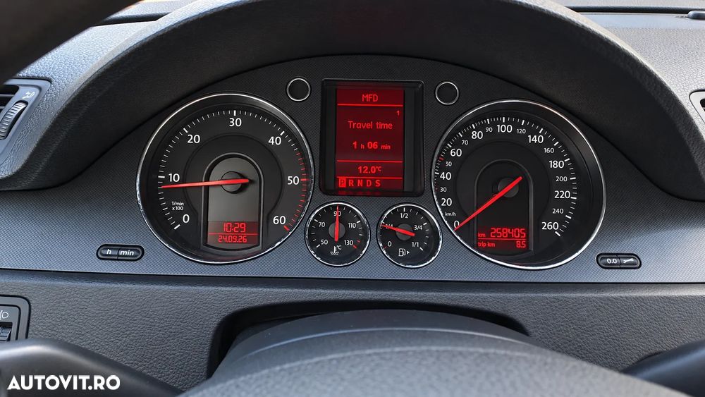 Volkswagen Passat - 10