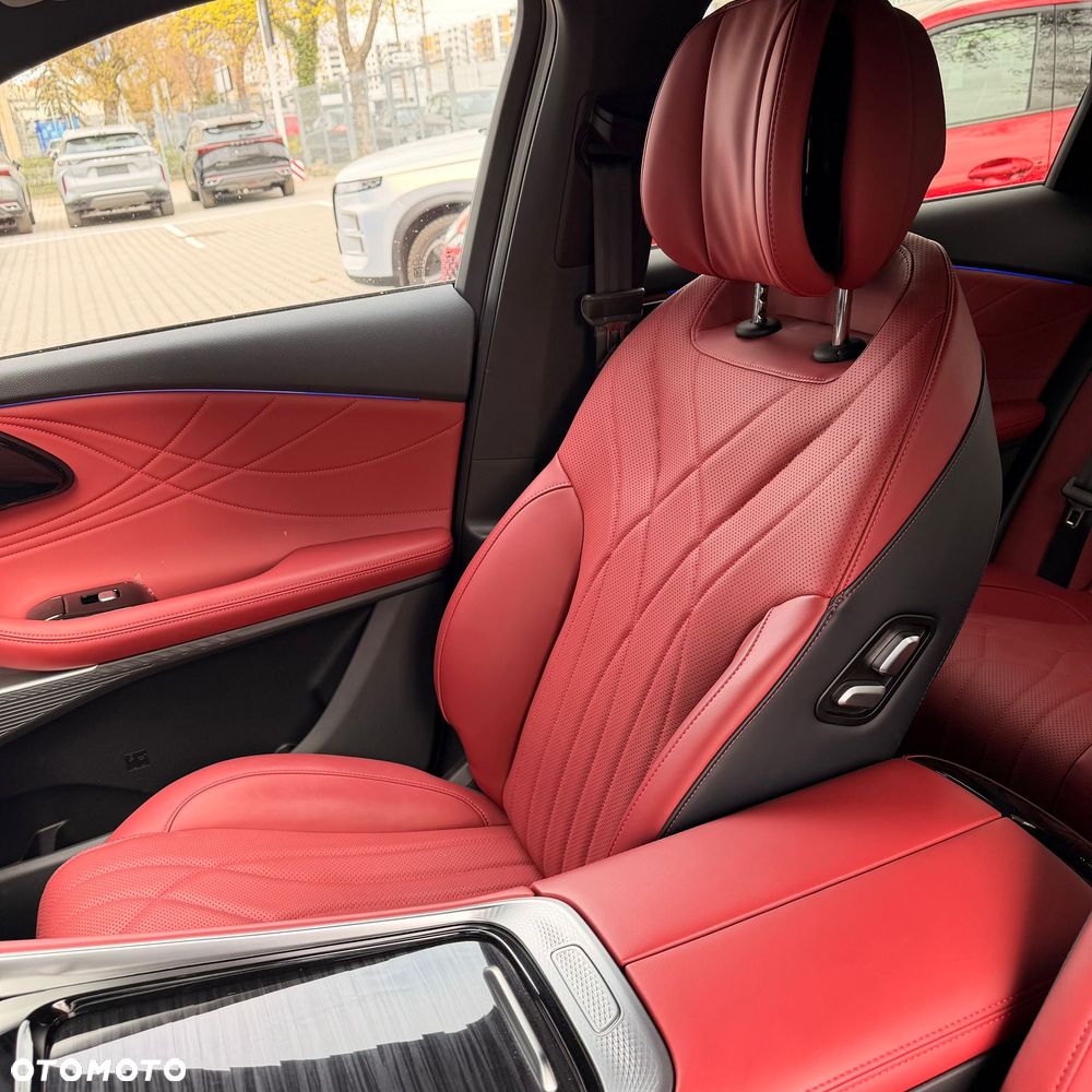 Omoda 9 1.5 Super Hybrid Exclusive AWD - 13