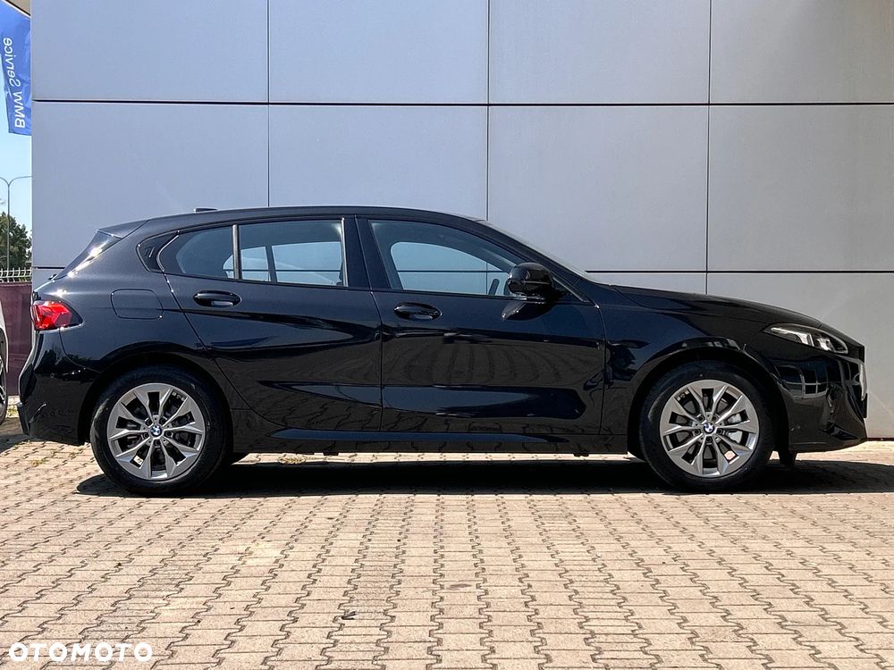 BMW Seria 1 120d mHEV - 10