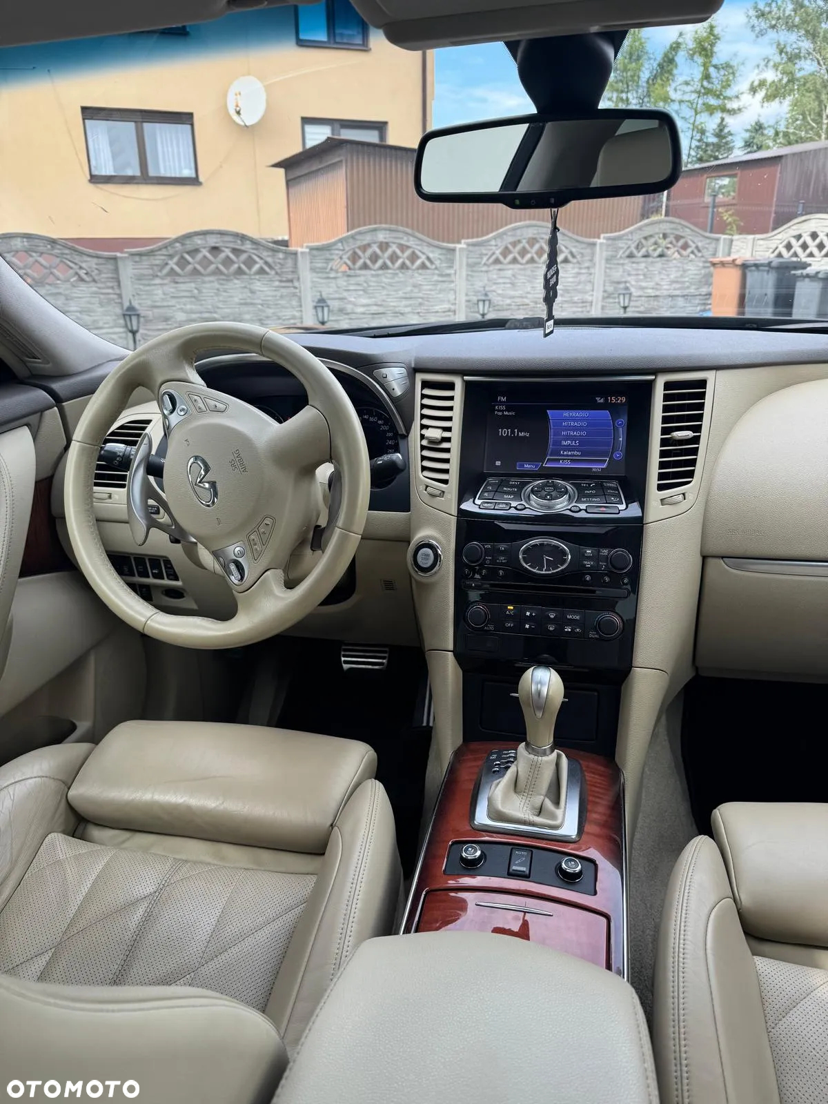 Infiniti QX70 3.0d S Premium - 11