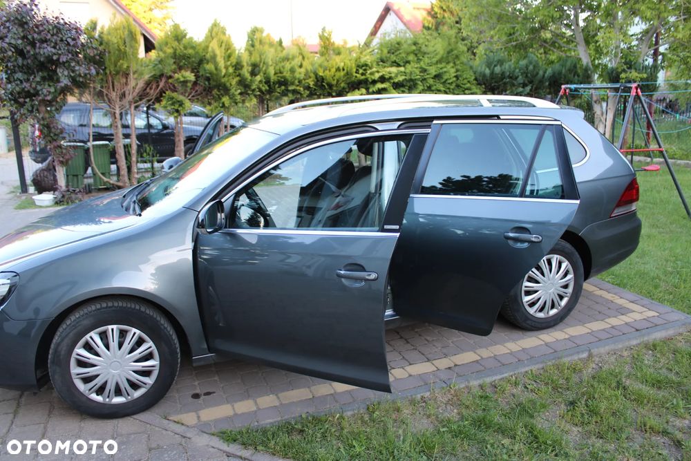 Volkswagen Golf 1.6 TDI Trendline - 12
