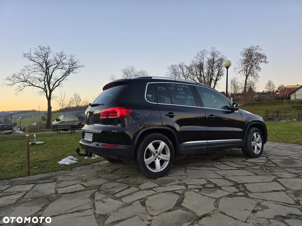 Volkswagen Tiguan 2.0 TDI SCR 4MOTION BlueMotion Technology DSG Lounge Sport & Style - 6