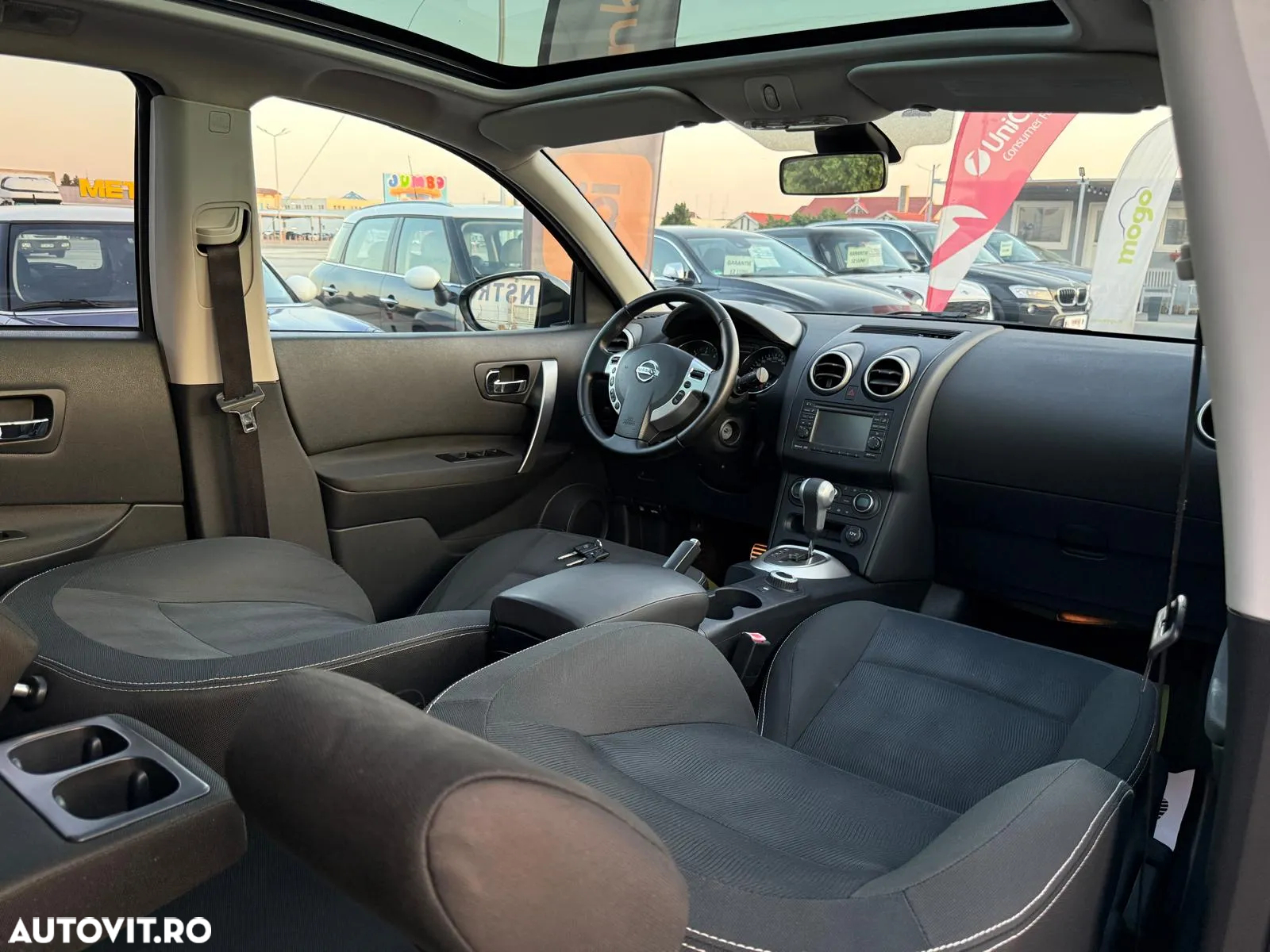 Nissan Qashqai 2.0 dCi DPF 4x4 Aut tekna - 8