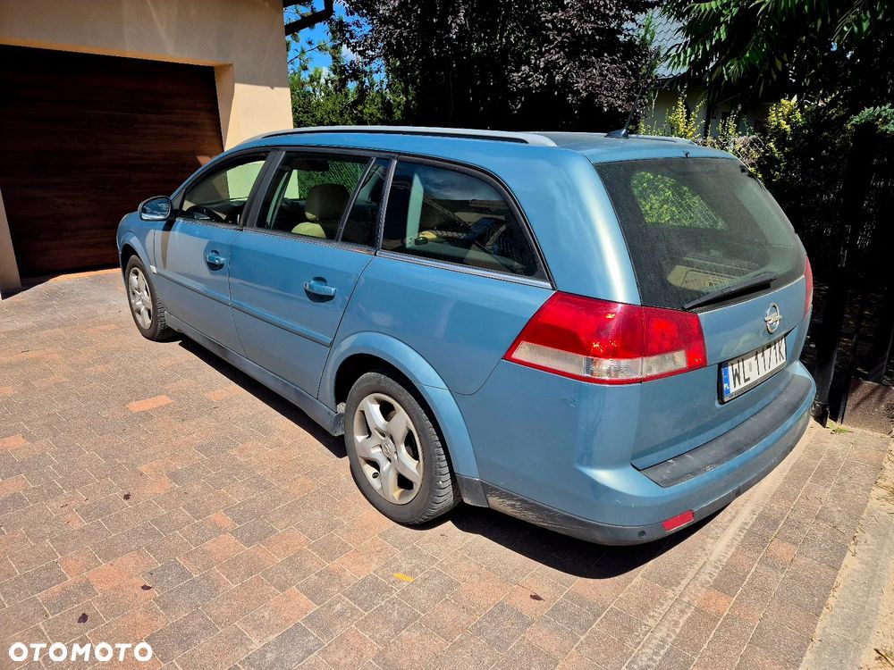Opel Vectra 1.9 CDTI - 4