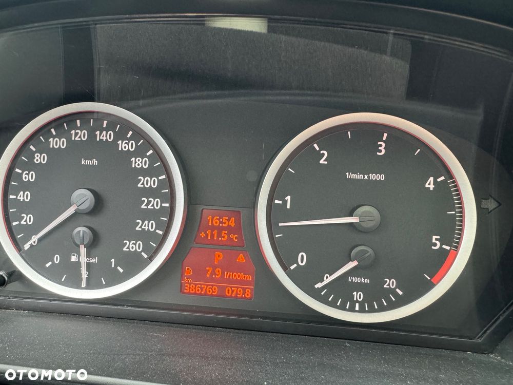 BMW Seria 5 530d - 13