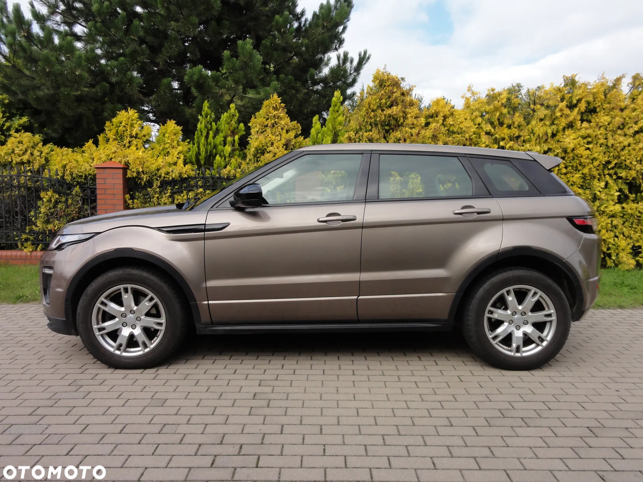 Land Rover Range Rover Evoque 2.0TD4 SE Dynamic - 2