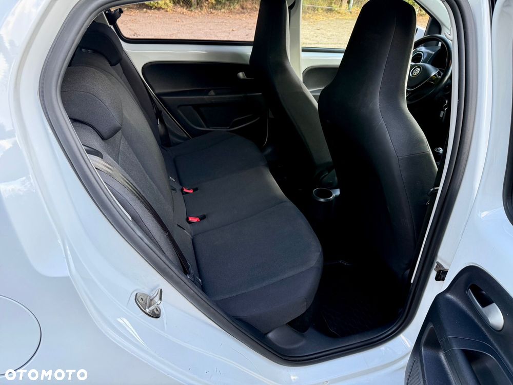Volkswagen up! 1.0 United - 23