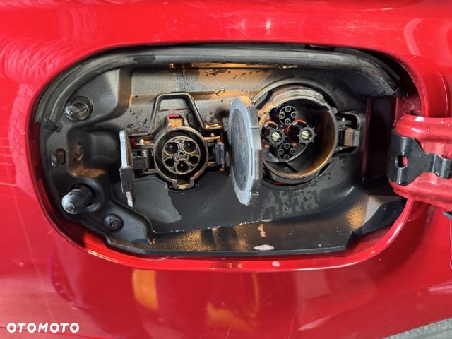 Mitsubishi Outlander - 10