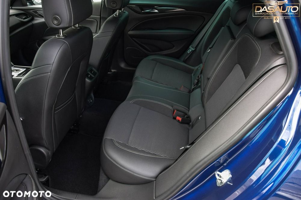Opel Insignia - 29