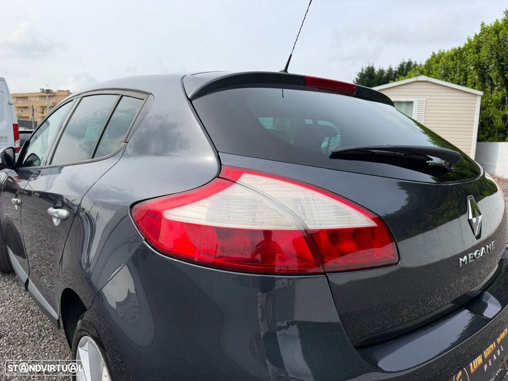 Renault Mégane 1.5 dCi Dynamique - 13