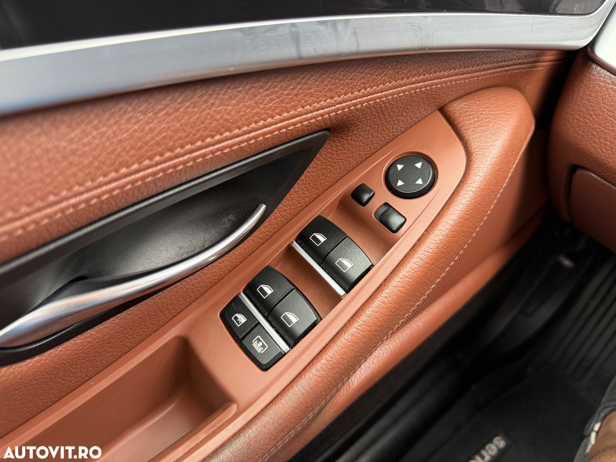 BMW Seria 5 520d Aut. Modern Line - 13