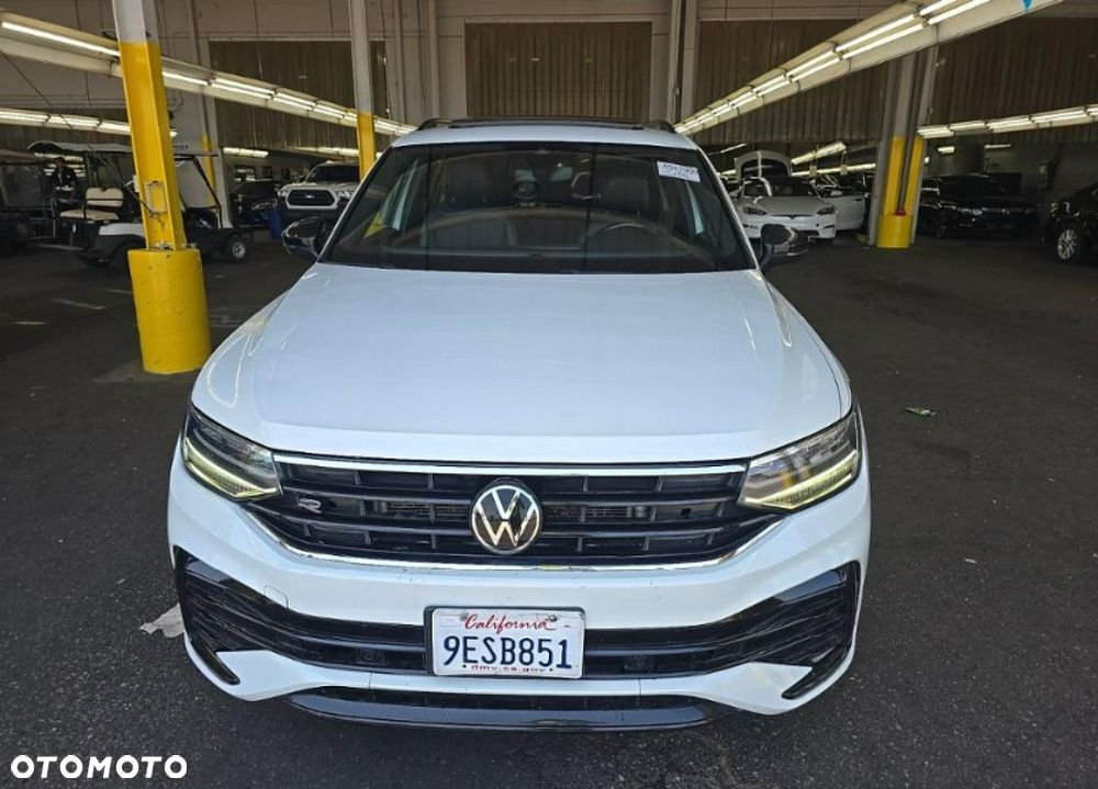 Volkswagen Tiguan - 2