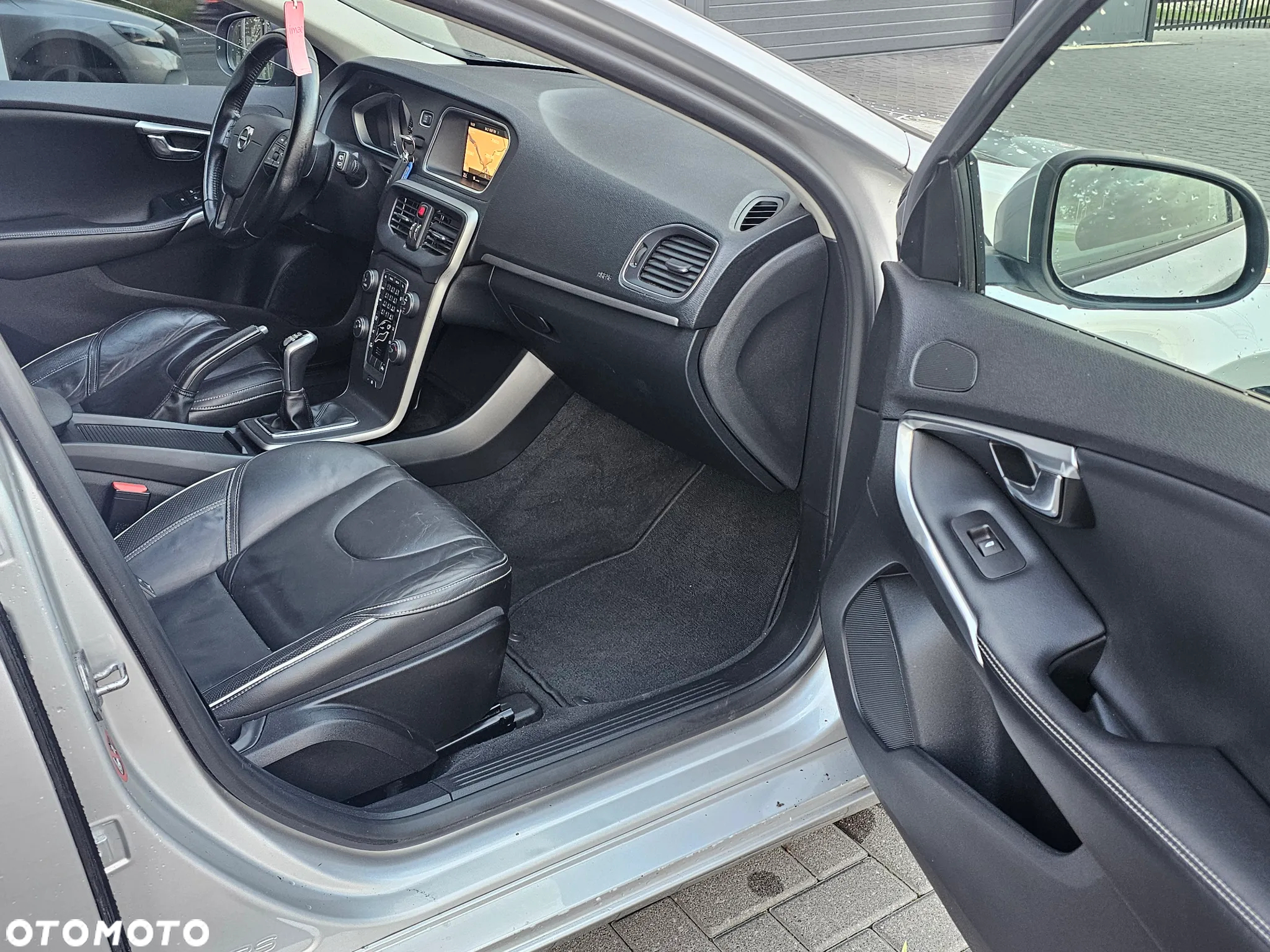 Volvo V40 T2 Summum - 22