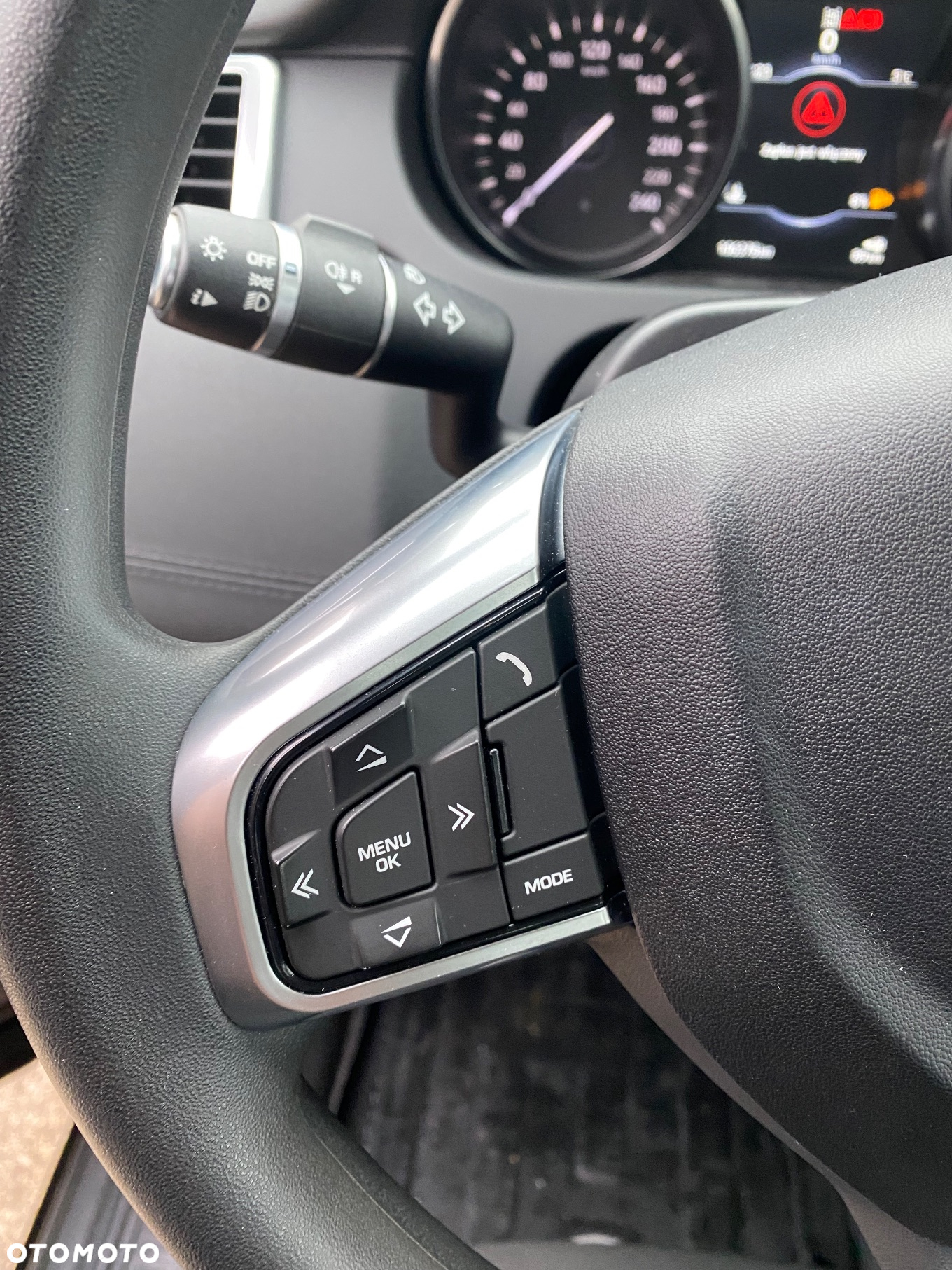 Land Rover Discovery Sport 2.0 D150 - 25
