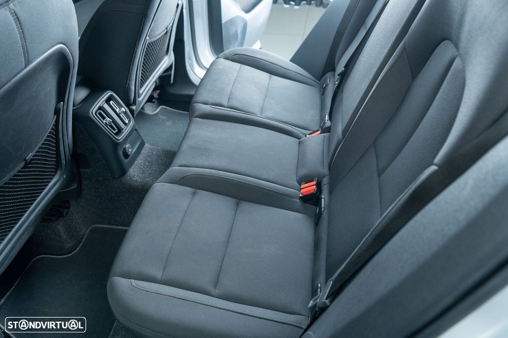 Volvo XC 40 1.5 T5 PHEV Momentum - 8