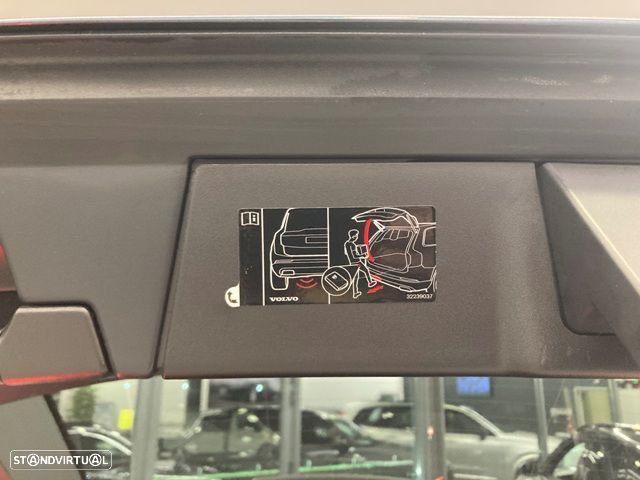 Volvo V90 2.0 T6 PHEV Inscription Expression AWD - 32