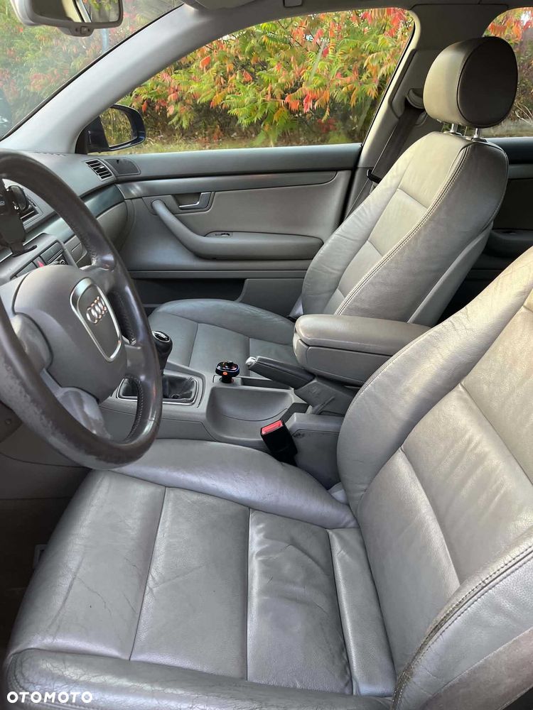 Audi A4 Avant - 6