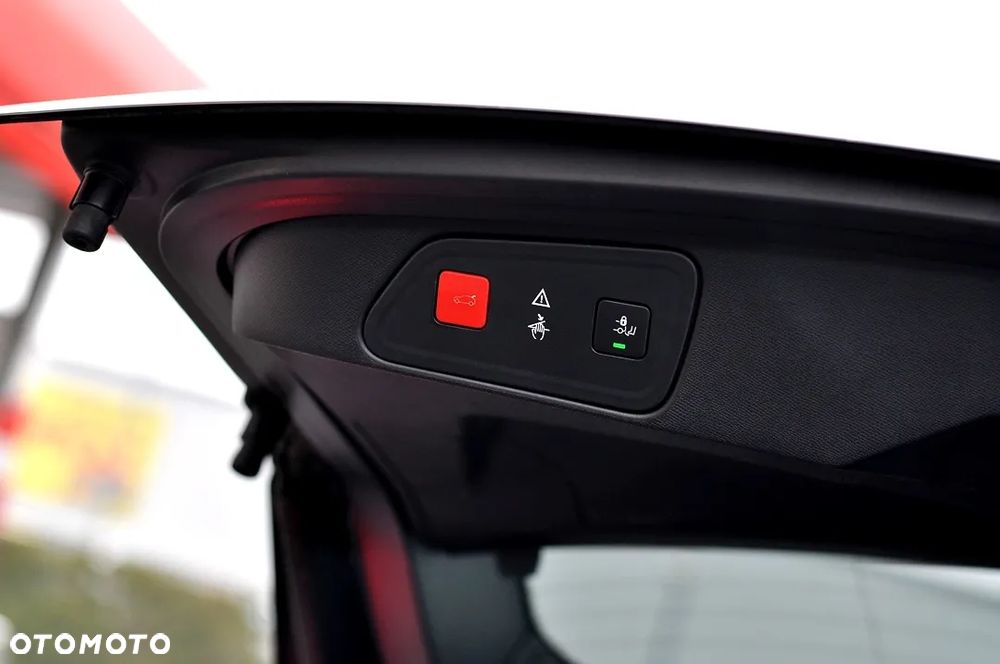 Peugeot 3008 1.2 PureTech GPF Allure S&S EAT8 - 12