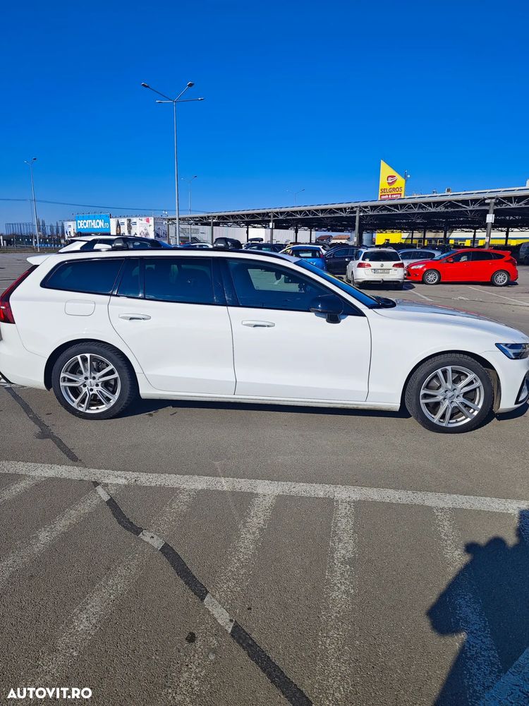 Volvo V60 Recharge T6 AWD AT Core - 15