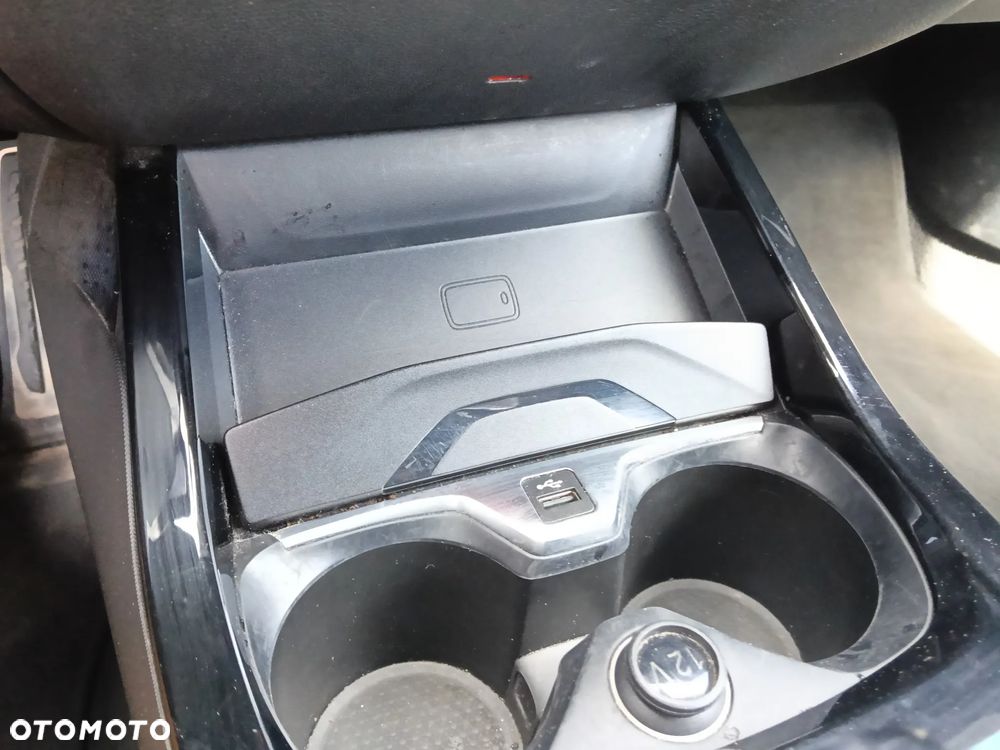 BMW Seria 1 116d M Sport Shadow - 27