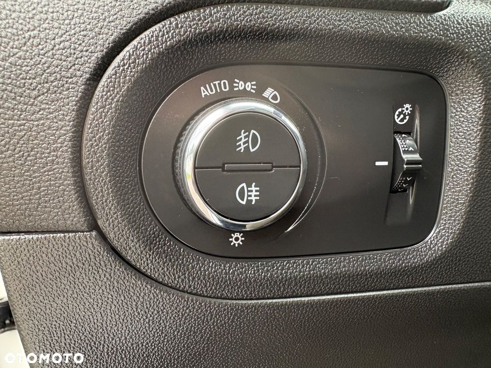 Opel Grandland X 1.5 CDTI Innovation S&S - 23