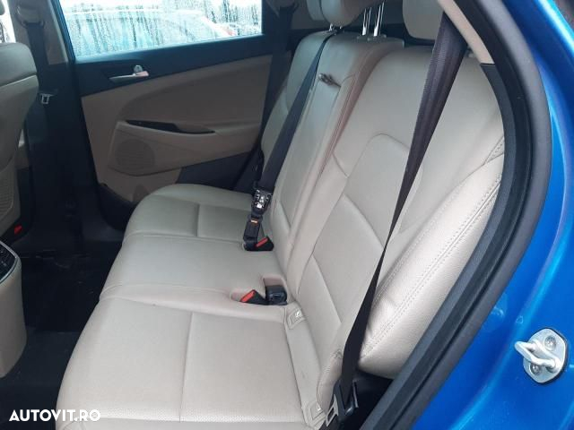 Dezmembrez Hyundai Tucson 3 [2015 - 2020] Crossover 2.0 MT 4WD (150 h - 6