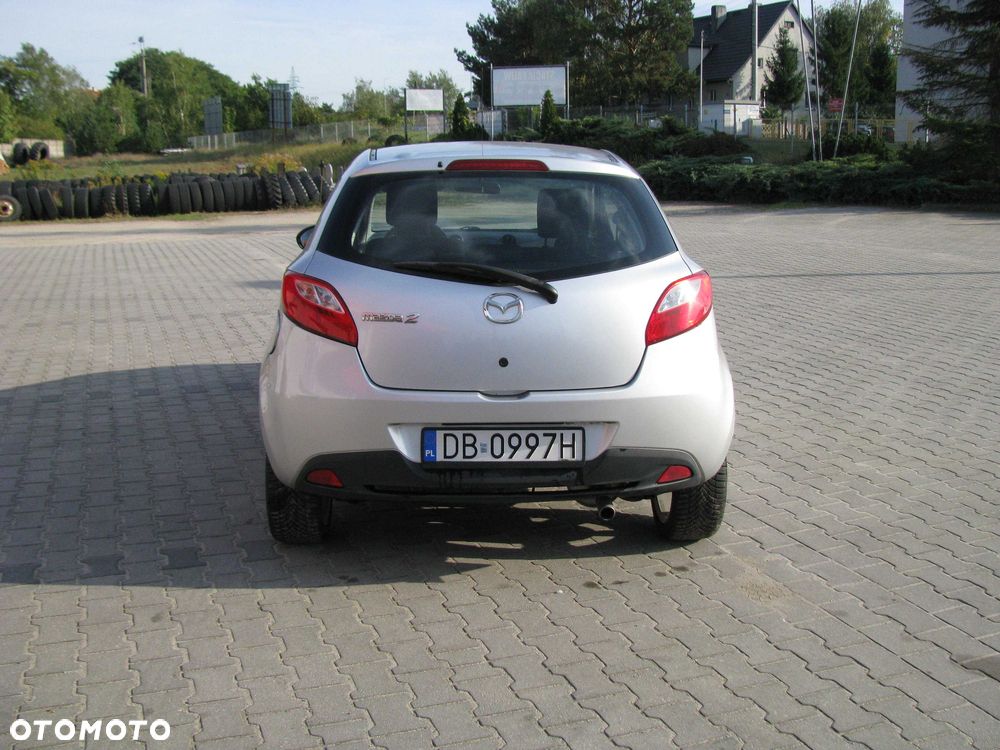 Mazda 2 - 9