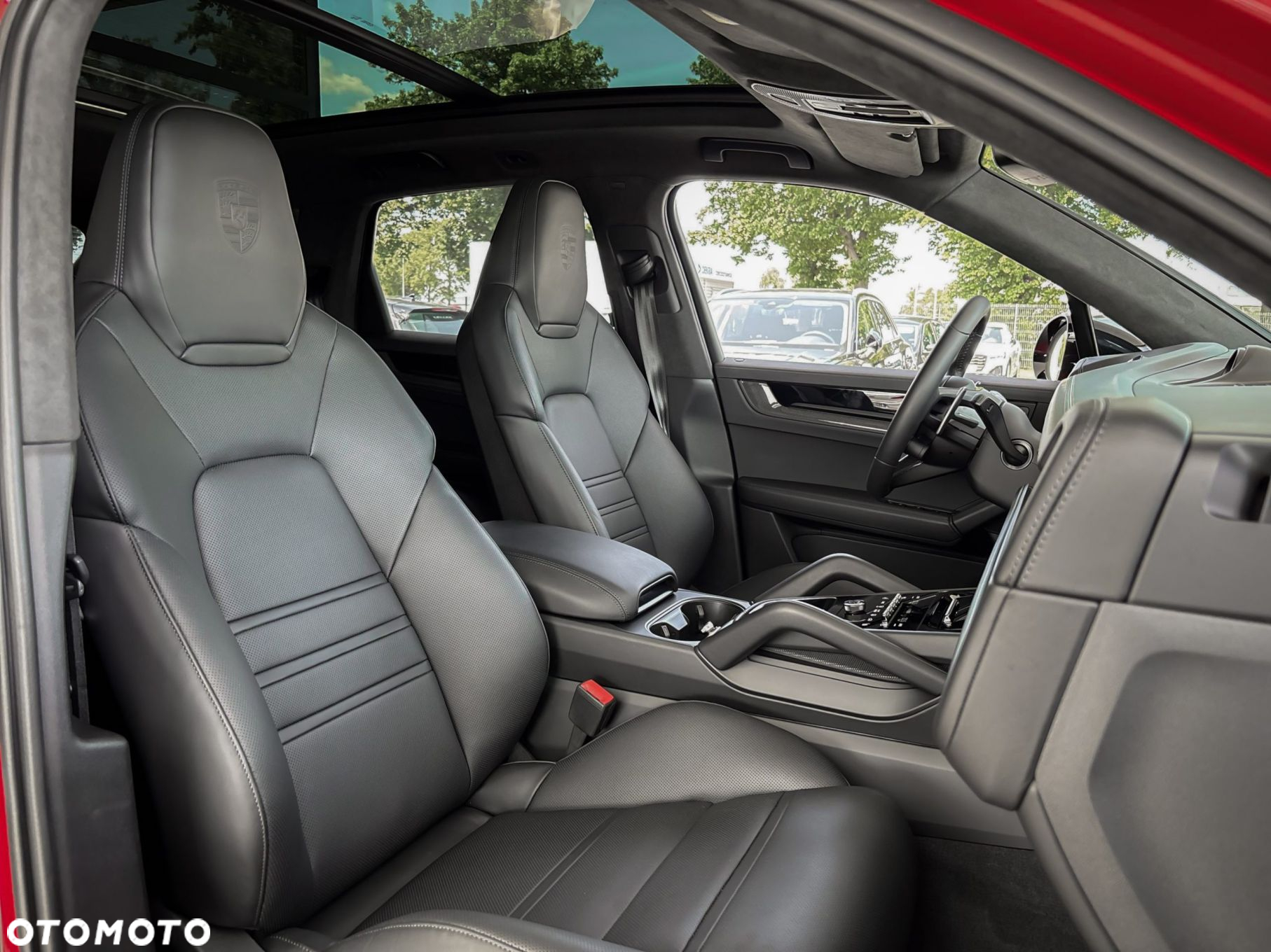 Porsche Cayenne GTS - 16